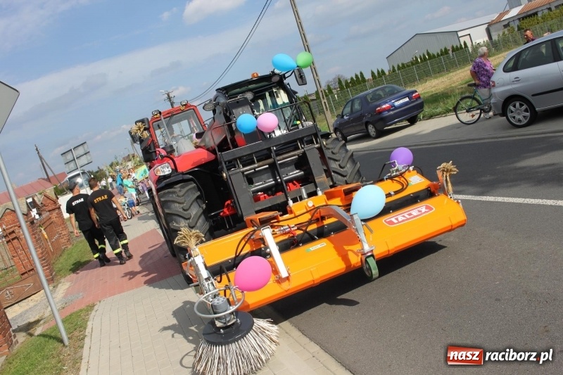 Zdjęcie w galerii na portalu naszraciborz.pl: Rowerowe dożynki w Modzurowie FOTO wiadomości z regionu