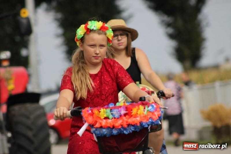 Zdjęcie w galerii na portalu naszraciborz.pl: Rowerowe dożynki w Modzurowie FOTO wiadomości z regionu