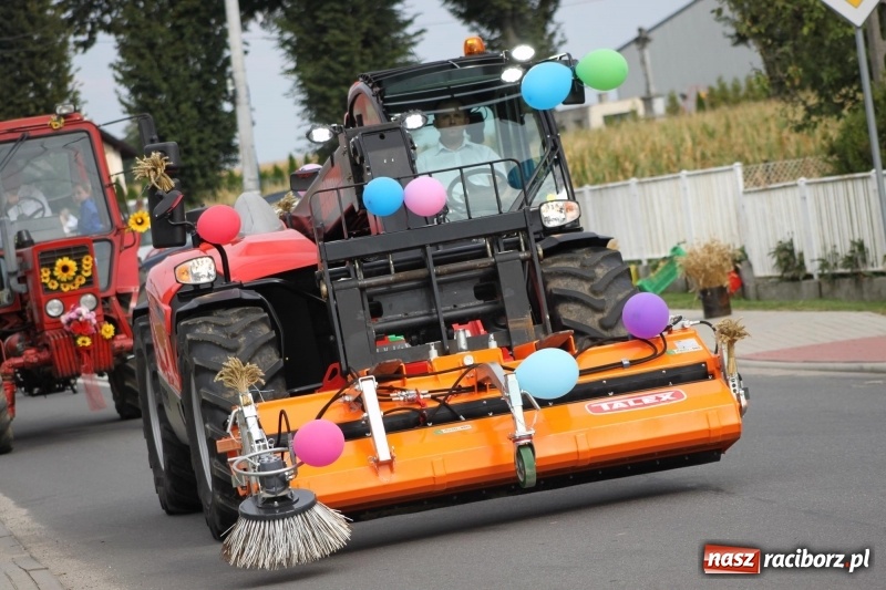 Zdjęcie w galerii na portalu naszraciborz.pl: Rowerowe dożynki w Modzurowie FOTO wiadomości z regionu