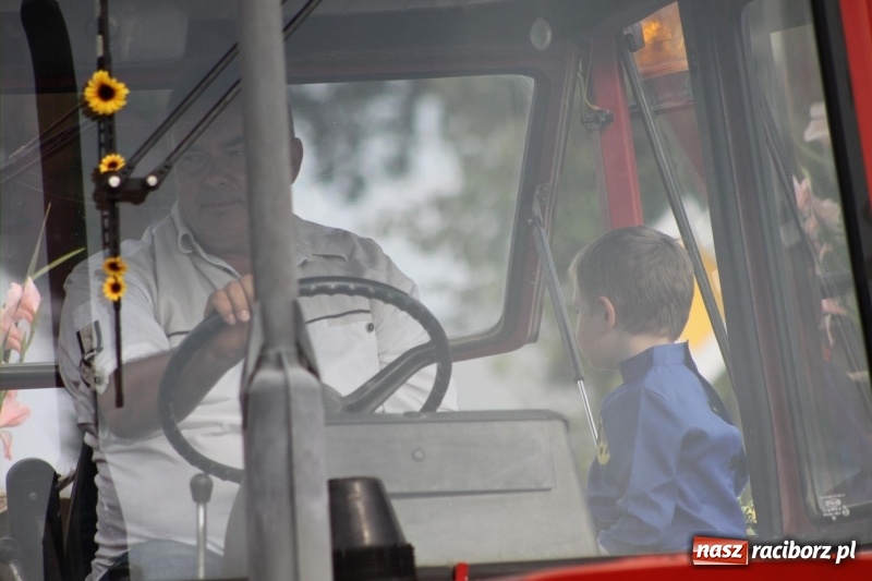 Zdjęcie w galerii na portalu naszraciborz.pl: Rowerowe dożynki w Modzurowie FOTO wiadomości z regionu