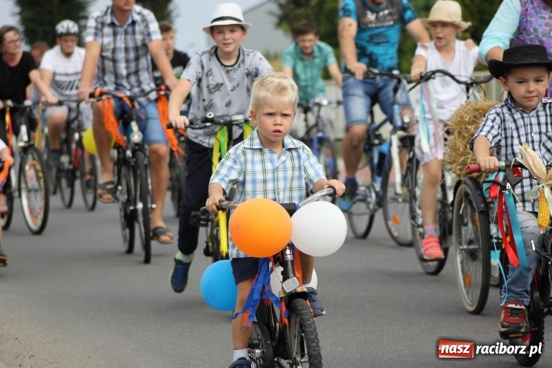 Zdjęcie w galerii na portalu naszraciborz.pl: Rowerowe dożynki w Modzurowie FOTO wiadomości z regionu