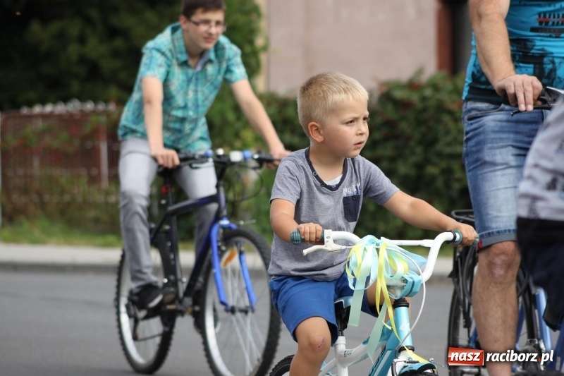 Zdjęcie w galerii na portalu naszraciborz.pl: Rowerowe dożynki w Modzurowie FOTO wiadomości z regionu