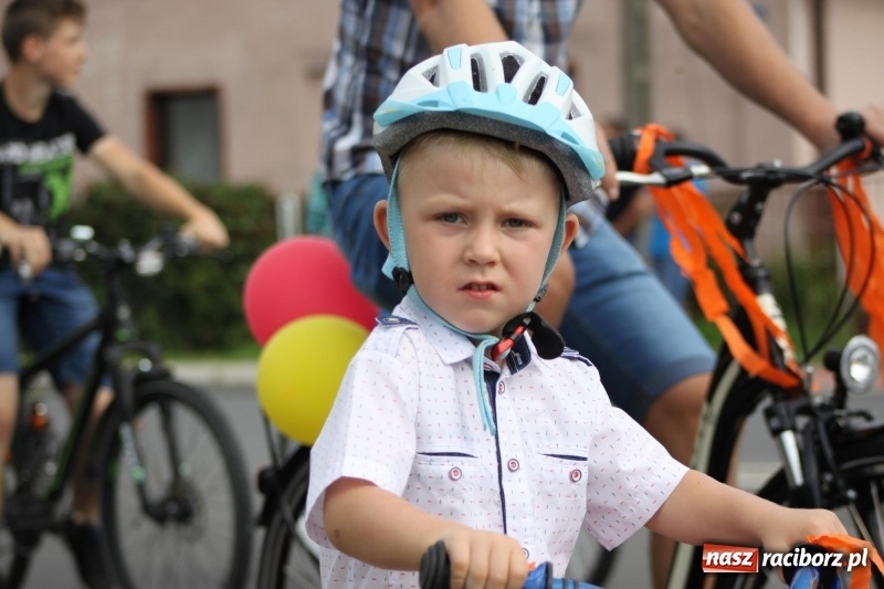 Zdjęcie w galerii na portalu naszraciborz.pl: Rowerowe dożynki w Modzurowie FOTO wiadomości z regionu