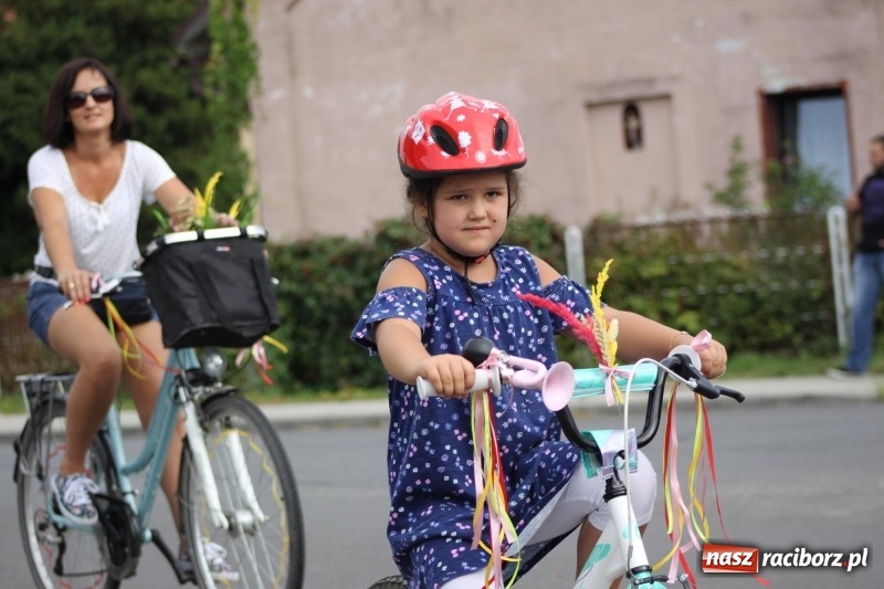 Zdjęcie w galerii na portalu naszraciborz.pl: Rowerowe dożynki w Modzurowie FOTO wiadomości z regionu