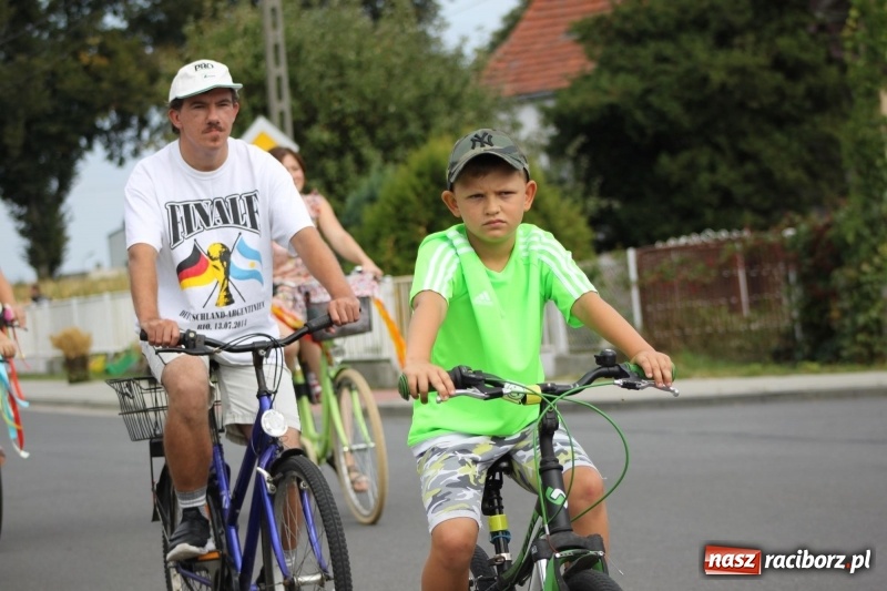 Zdjęcie w galerii na portalu naszraciborz.pl: Rowerowe dożynki w Modzurowie FOTO wiadomości z regionu