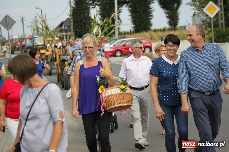 Zdjęcie w galerii na portalu naszraciborz.pl: Rowerowe dożynki w Modzurowie FOTO wiadomości z regionu