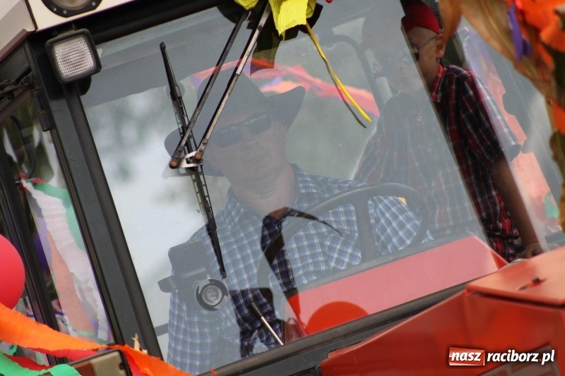 Zdjęcie w galerii na portalu naszraciborz.pl: Rowerowe dożynki w Modzurowie FOTO wiadomości z regionu