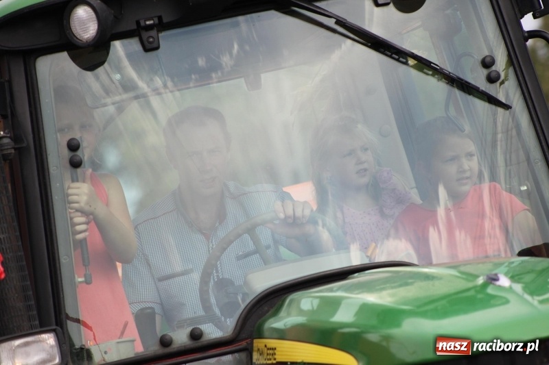 Zdjęcie w galerii na portalu naszraciborz.pl: Rowerowe dożynki w Modzurowie FOTO wiadomości z regionu