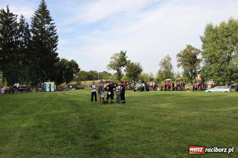 Zdjęcie w galerii na portalu naszraciborz.pl: Rowerowe dożynki w Modzurowie FOTO wiadomości z regionu