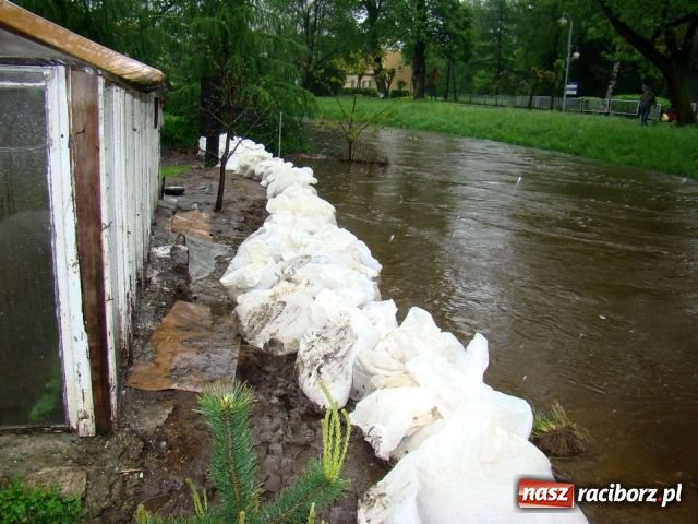 Zdjęcie w galerii na portalu naszraciborz.pl: Mieszkańcy zdenerwowani - Rybnik zalewa wiadomości z regionu