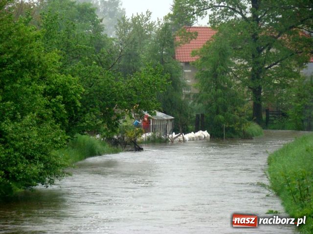 Zdjęcie w galerii na portalu naszraciborz.pl: Mieszkańcy zdenerwowani - Rybnik zalewa wiadomości z regionu