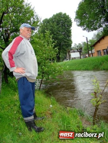 Zdjęcie w galerii na portalu naszraciborz.pl: Mieszkańcy zdenerwowani - Rybnik zalewa wiadomości z regionu
