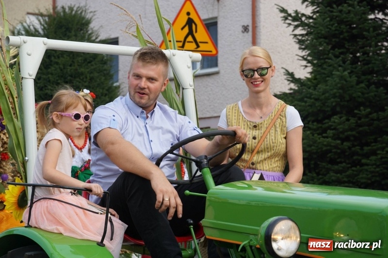 Zdjęcie w galerii na portalu naszraciborz.pl: Dożynki w Gamowie. Rodzinne dziękowanie za plony  wiadomości z regionu