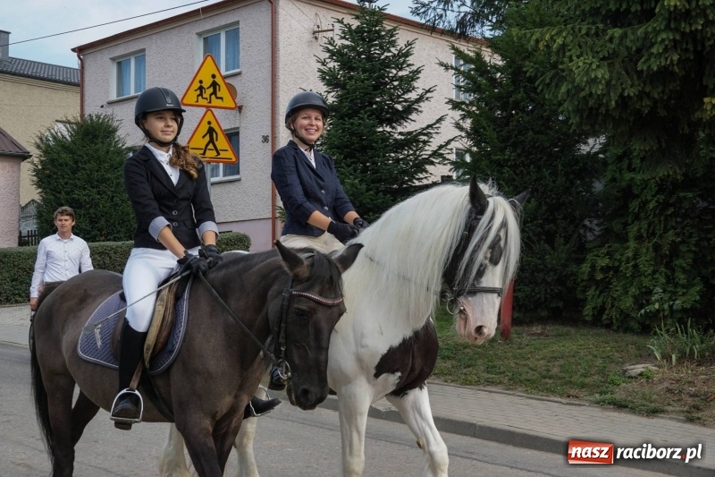 Zdjęcie w galerii na portalu naszraciborz.pl: Dożynki w Gamowie. Rodzinne dziękowanie za plony  wiadomości z regionu