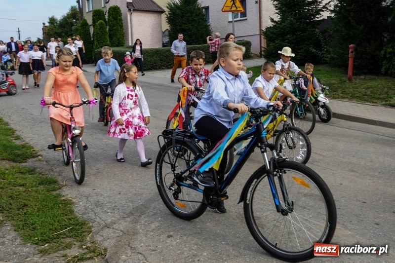 Zdjęcie w galerii na portalu naszraciborz.pl: Dożynki w Gamowie. Rodzinne dziękowanie za plony  wiadomości z regionu