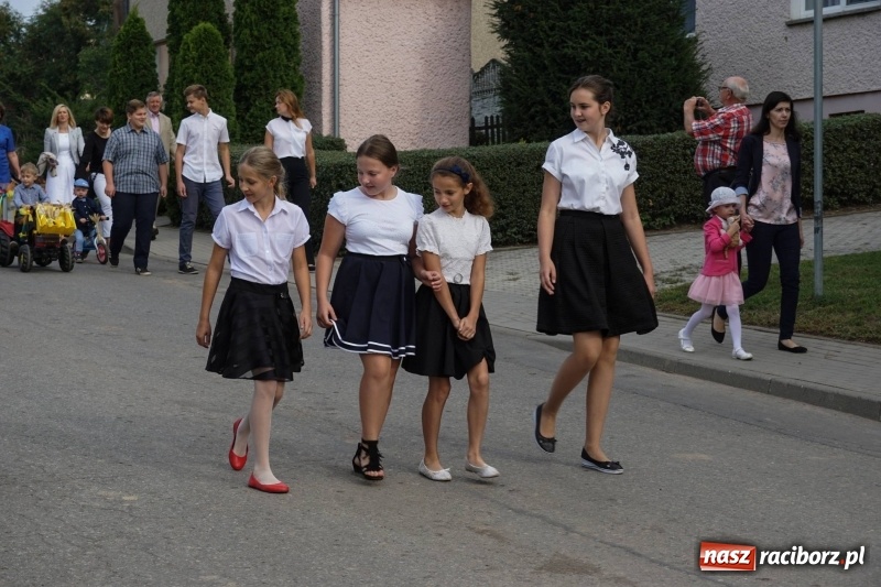 Zdjęcie w galerii na portalu naszraciborz.pl: Dożynki w Gamowie. Rodzinne dziękowanie za plony  wiadomości z regionu