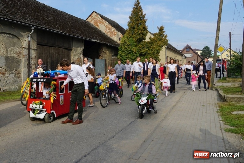 Zdjęcie w galerii na portalu naszraciborz.pl: Dożynki w Gamowie. Rodzinne dziękowanie za plony  wiadomości z regionu