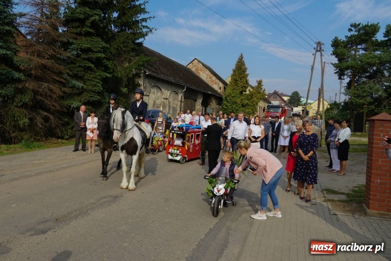 Zdjęcie w galerii na portalu naszraciborz.pl: Dożynki w Gamowie. Rodzinne dziękowanie za plony  wiadomości z regionu