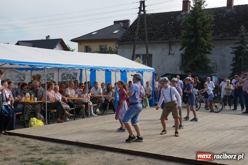 Zdjęcie w galerii na portalu naszraciborz.pl: Dożynki w Gamowie. Rodzinne dziękowanie za plony  wiadomości z regionu