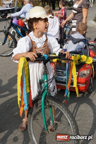 Zdjęcie w galerii na portalu naszraciborz.pl: Dożynki w Gamowie. Rodzinne dziękowanie za plony  wiadomości z regionu