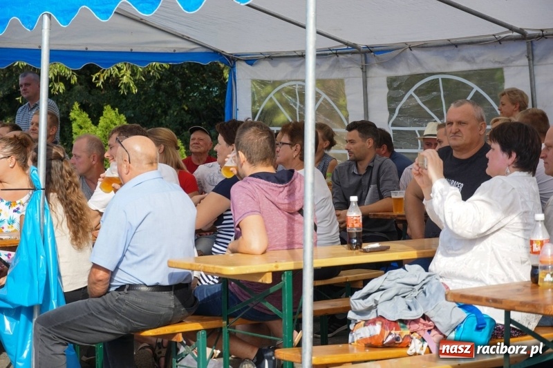 Zdjęcie w galerii na portalu naszraciborz.pl: Dożynki w Gamowie. Rodzinne dziękowanie za plony  wiadomości z regionu