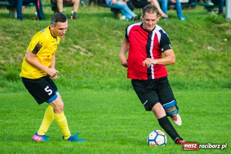 Zdjęcie w galerii na portalu naszraciborz.pl: Pewność siebie bywa zgubna. Brzezie pierwszym pogromcą Nowej Wsi wiadomości z regionu