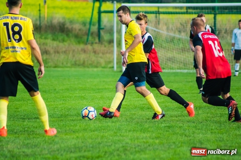 Zdjęcie w galerii na portalu naszraciborz.pl: Pewność siebie bywa zgubna. Brzezie pierwszym pogromcą Nowej Wsi wiadomości z regionu