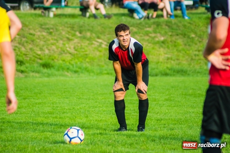 Zdjęcie w galerii na portalu naszraciborz.pl: Pewność siebie bywa zgubna. Brzezie pierwszym pogromcą Nowej Wsi wiadomości z regionu