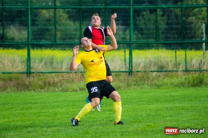 Zdjęcie w galerii na portalu naszraciborz.pl: Pewność siebie bywa zgubna. Brzezie pierwszym pogromcą Nowej Wsi wiadomości z regionu