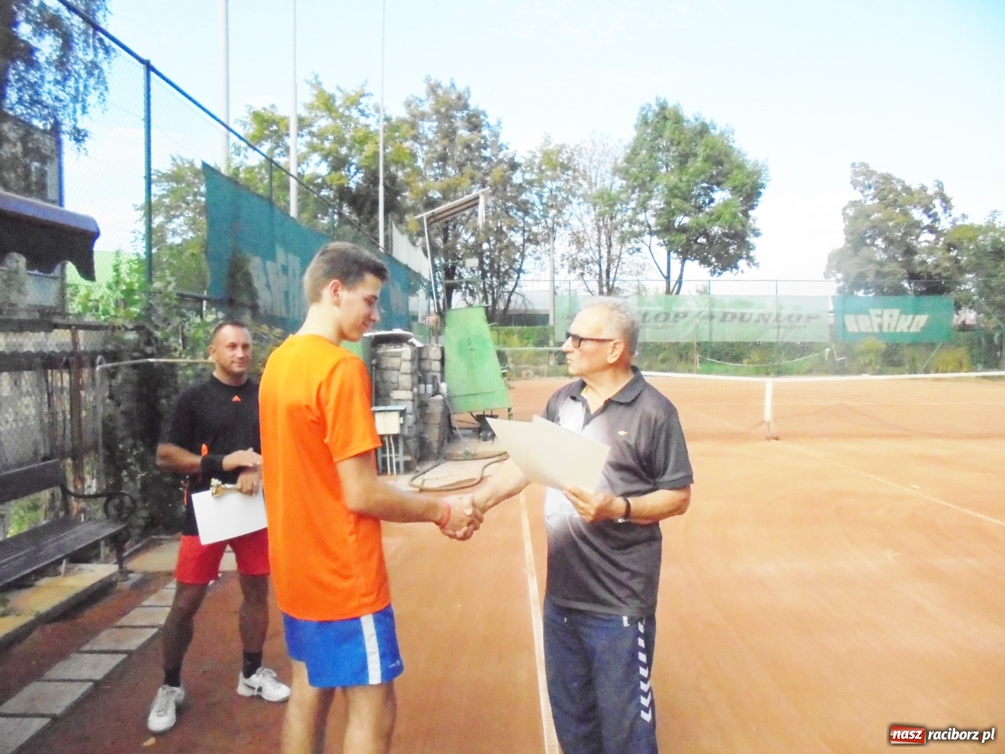 Zdjęcie w galerii na portalu naszraciborz.pl: Puchar Związku Zawodowego Rafako dla Grzegorza Rybińskiego wiadomości z regionu