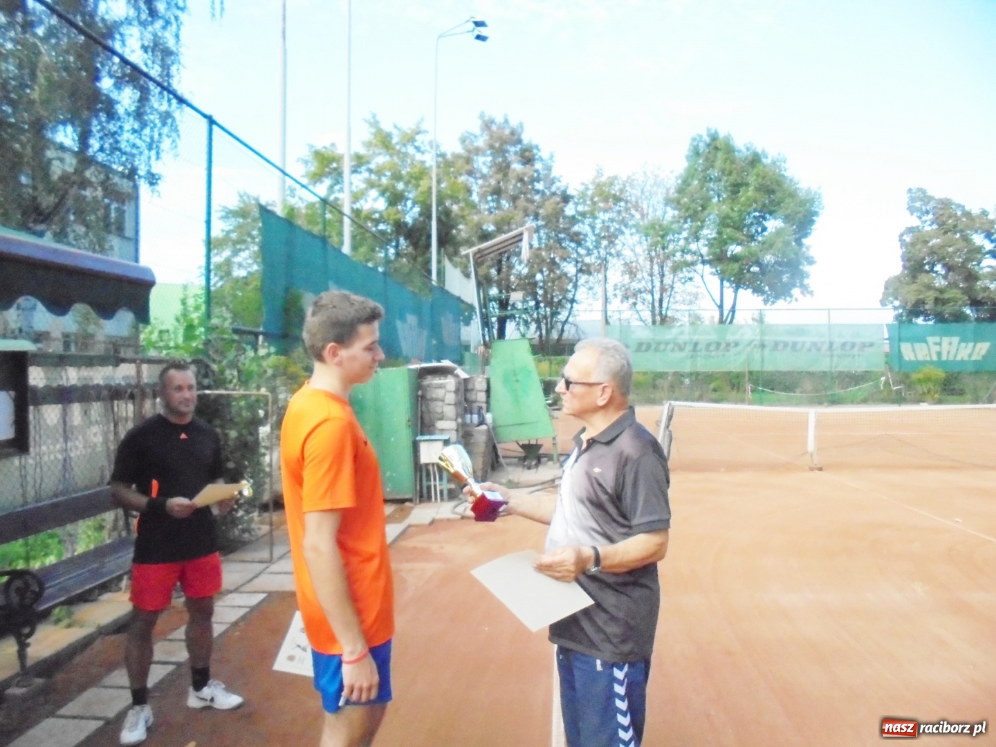 Zdjęcie w galerii na portalu naszraciborz.pl: Puchar Związku Zawodowego Rafako dla Grzegorza Rybińskiego wiadomości z regionu