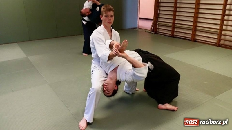 Zdjęcie w galerii na portalu naszraciborz.pl: Rozwijaj ciało i umysł. Japońskie sztuki walki zapewniają zdrowy i wszechstronny rozwój wiadomości z regionu