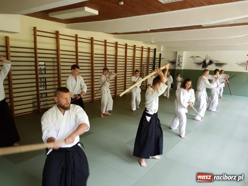 Zdjęcie w galerii na portalu naszraciborz.pl: Rozwijaj ciało i umysł. Japońskie sztuki walki zapewniają zdrowy i wszechstronny rozwój wiadomości z regionu