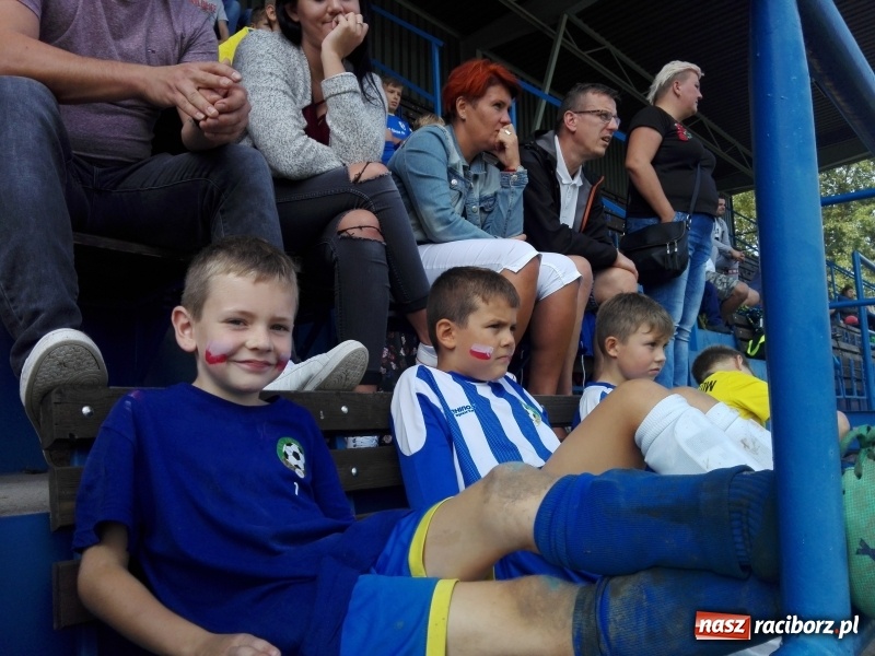 Zdjęcie w galerii na portalu naszraciborz.pl: Młodzi piłkarze LKS Tworków znów odnieśli sukces wiadomości z regionu