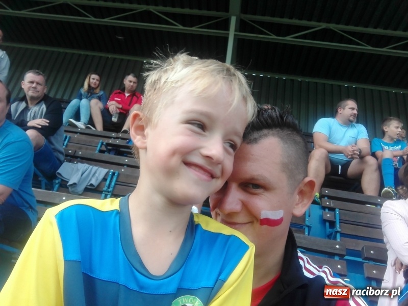 Zdjęcie w galerii na portalu naszraciborz.pl: Młodzi piłkarze LKS Tworków znów odnieśli sukces wiadomości z regionu