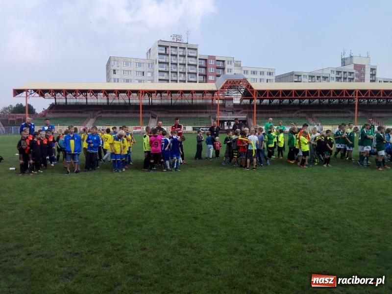 Zdjęcie w galerii na portalu naszraciborz.pl: Młodzi piłkarze LKS Tworków znów odnieśli sukces wiadomości z regionu