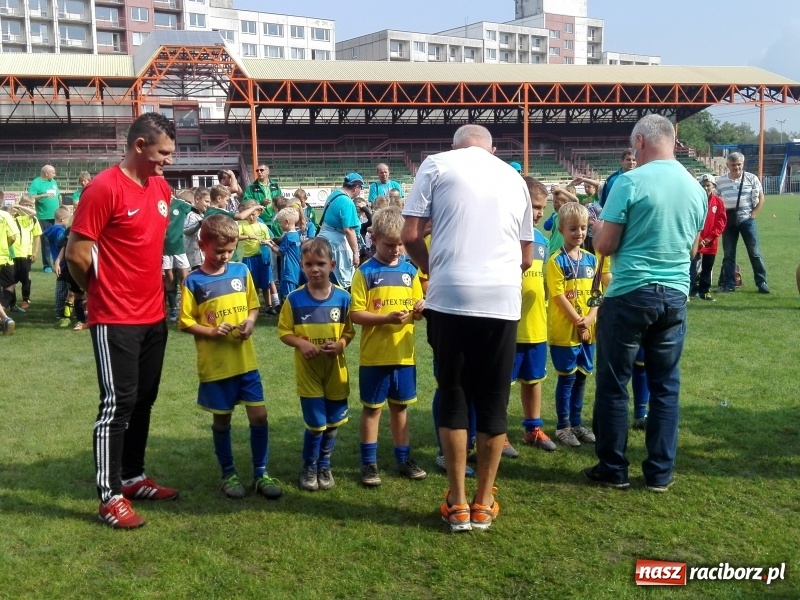 Zdjęcie w galerii na portalu naszraciborz.pl: Młodzi piłkarze LKS Tworków znów odnieśli sukces wiadomości z regionu