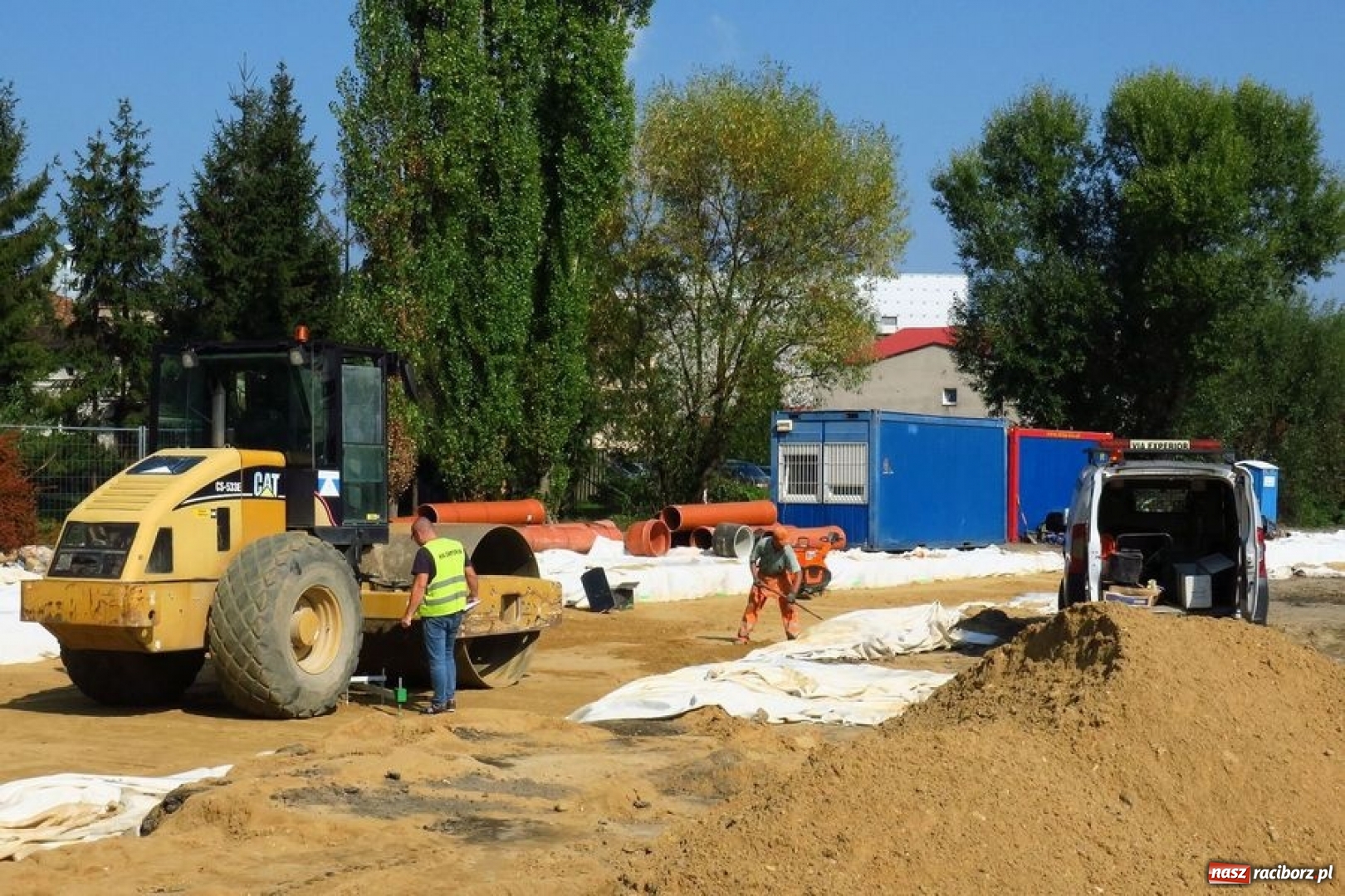 Zdjęcie w galerii na portalu naszraciborz.pl: W Rybniku powstaje ogromny wielopoziomowy parking FOTO  wiadomości z regionu