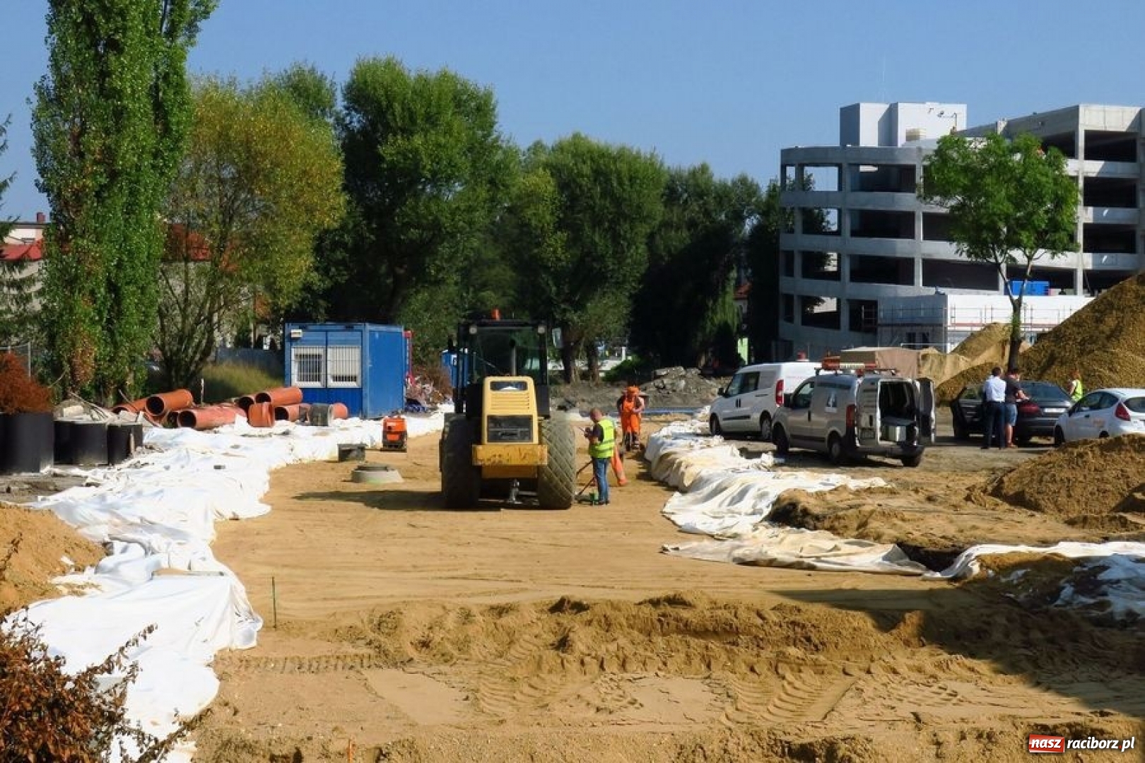 Zdjęcie w galerii na portalu naszraciborz.pl: W Rybniku powstaje ogromny wielopoziomowy parking FOTO  wiadomości z regionu