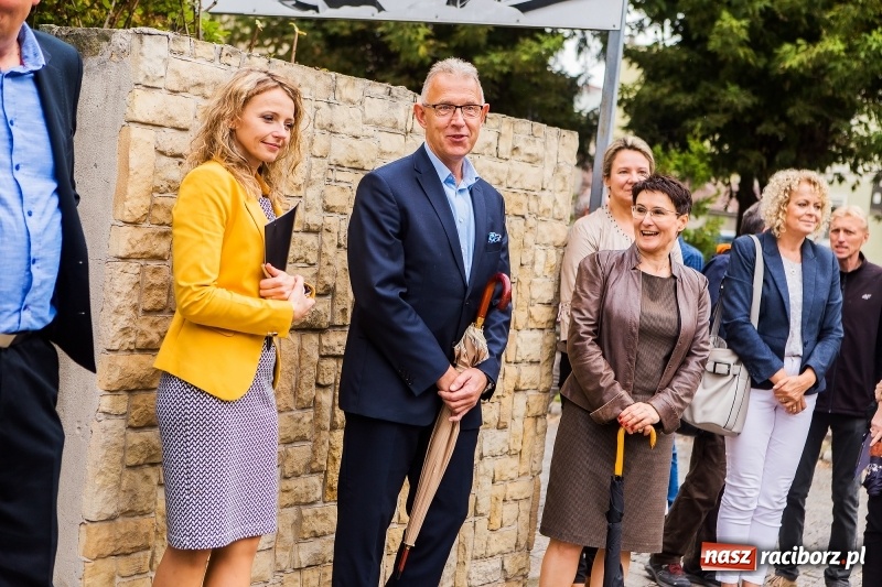 Zdjęcie w galerii na portalu naszraciborz.pl: Przekazano plac budowy pod nowy Ogródek Jordanowski. Co będzie jego największą atrakcją?  wiadomości z regionu
