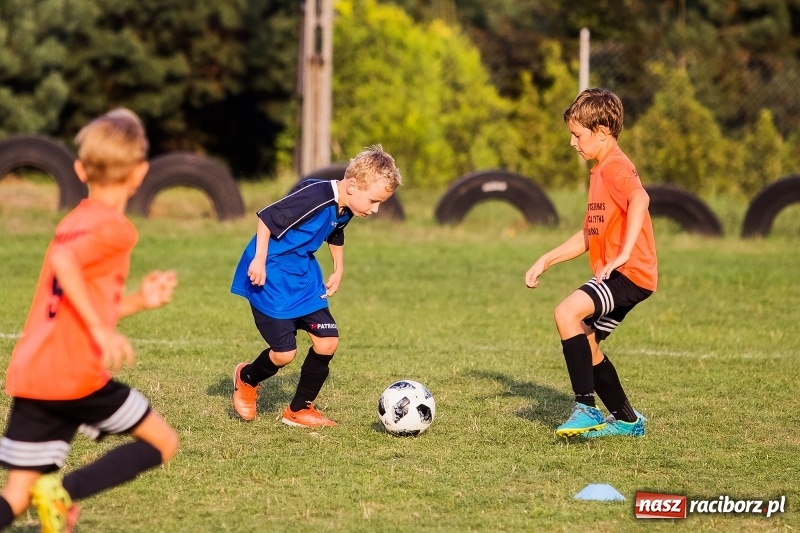 Zdjęcie w galerii na portalu naszraciborz.pl: Orliki: Jakub Król pokazał jak strzelać. Kobyla pokonała Studzienną wiadomości z regionu