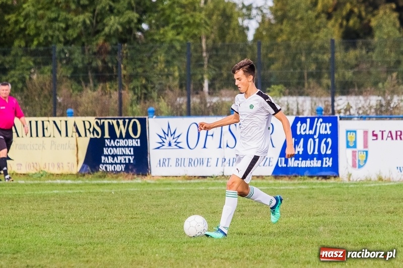 Zdjęcie w galerii na portalu naszraciborz.pl: Juniorzy Rekordu Bielsko-Biała lepsi na raciborskim hasioku wiadomości z regionu