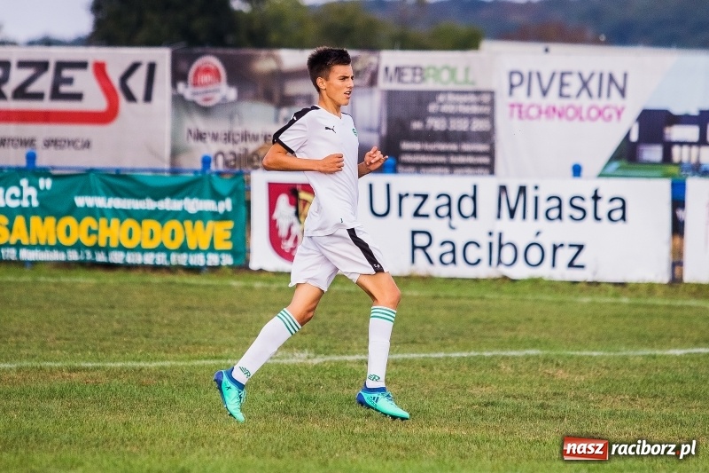 Zdjęcie w galerii na portalu naszraciborz.pl: Juniorzy Rekordu Bielsko-Biała lepsi na raciborskim hasioku wiadomości z regionu