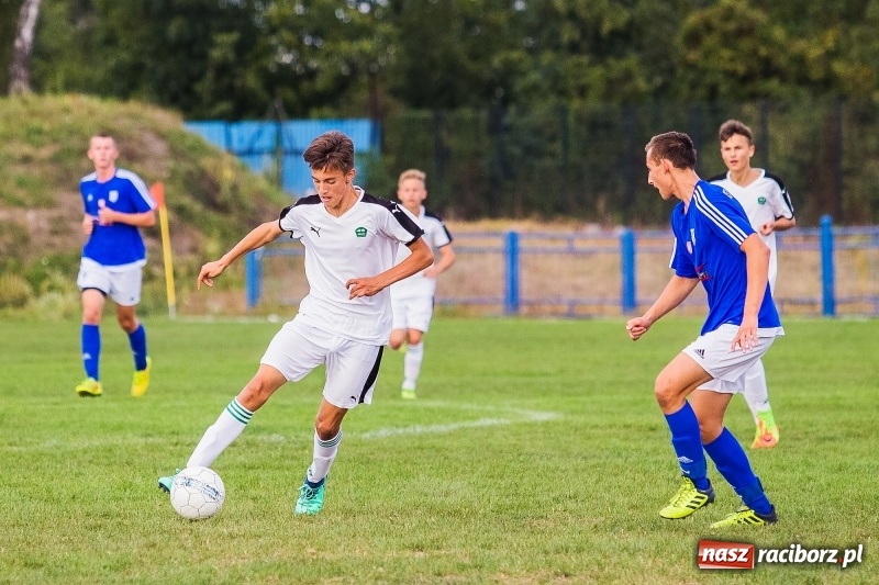 Zdjęcie w galerii na portalu naszraciborz.pl: Juniorzy Rekordu Bielsko-Biała lepsi na raciborskim hasioku wiadomości z regionu