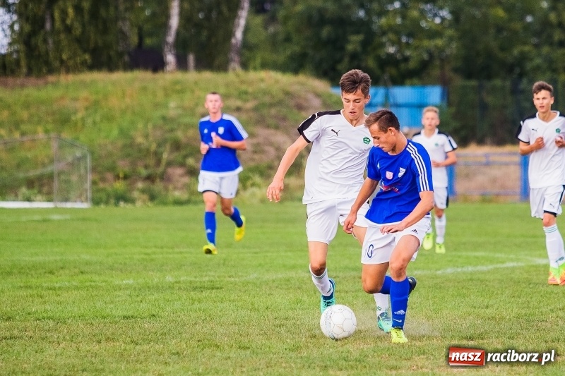 Zdjęcie w galerii na portalu naszraciborz.pl: Juniorzy Rekordu Bielsko-Biała lepsi na raciborskim hasioku wiadomości z regionu