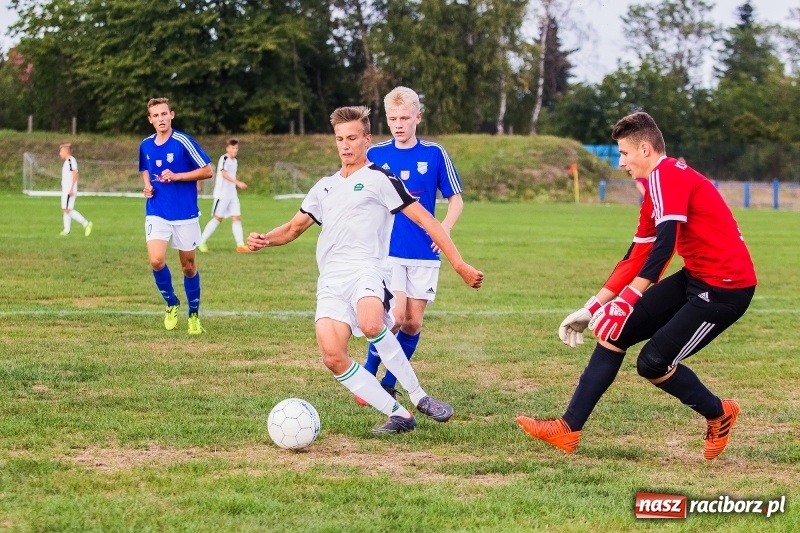 Zdjęcie w galerii na portalu naszraciborz.pl: Juniorzy Rekordu Bielsko-Biała lepsi na raciborskim hasioku wiadomości z regionu