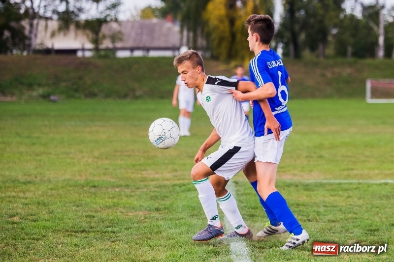 Zdjęcie w galerii na portalu naszraciborz.pl: Juniorzy Rekordu Bielsko-Biała lepsi na raciborskim hasioku wiadomości z regionu