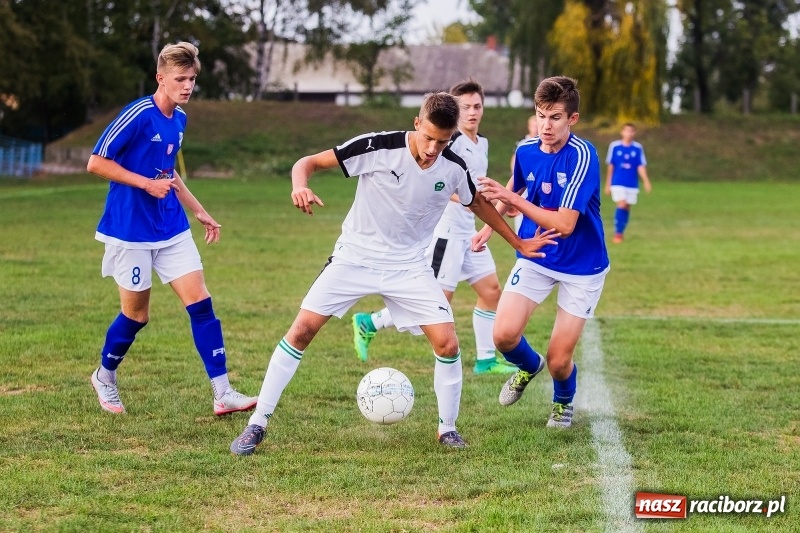 Zdjęcie w galerii na portalu naszraciborz.pl: Juniorzy Rekordu Bielsko-Biała lepsi na raciborskim hasioku wiadomości z regionu