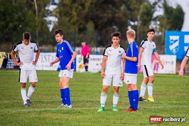 Zdjęcie w galerii na portalu naszraciborz.pl: Juniorzy Rekordu Bielsko-Biała lepsi na raciborskim hasioku wiadomości z regionu