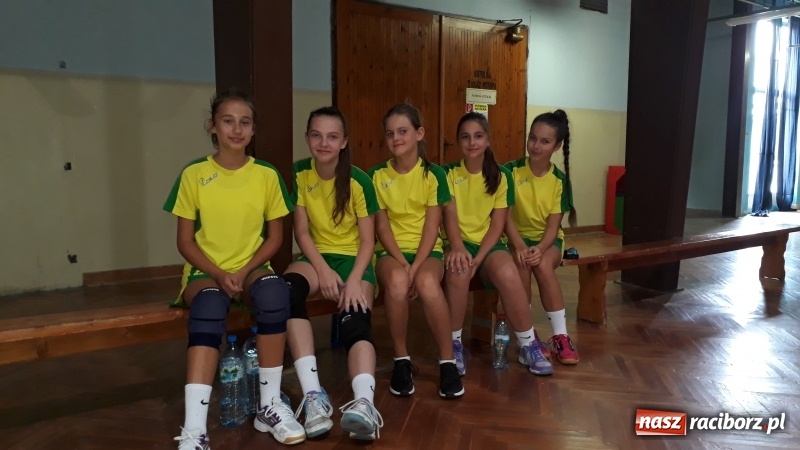 Zdjęcie w galerii na portalu naszraciborz.pl: Dwa sukcesy najmłodszych szczypiornistek z Pietrowic wiadomości z regionu
